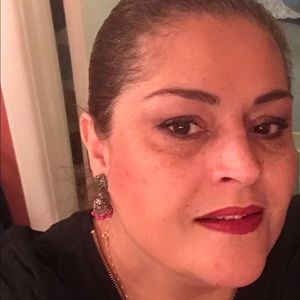 Meet your Posher, Fatima